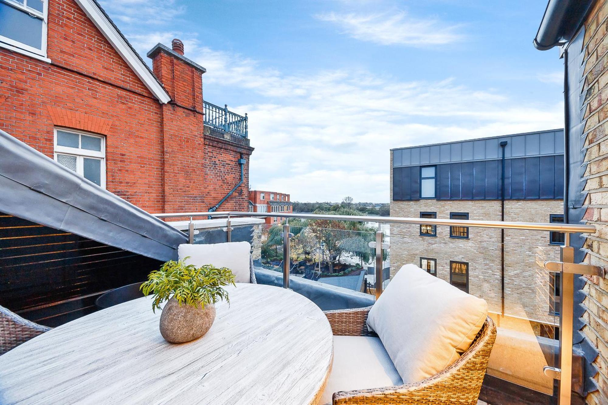 Palace Wharf Apartments London Exterior photo